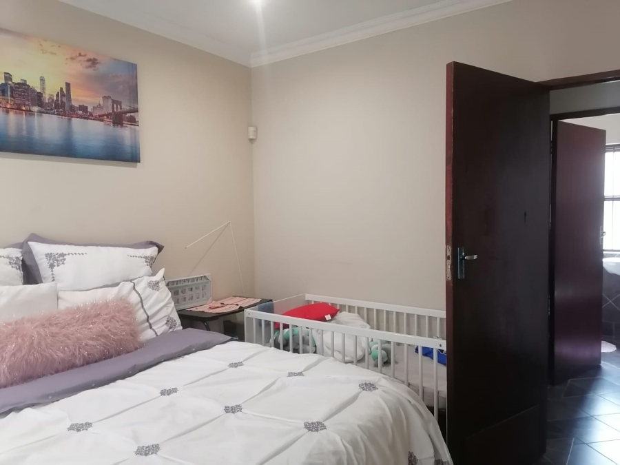 2 Bedroom Property for Sale in Bergsig Gauteng
