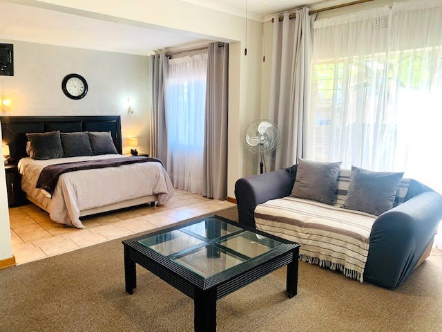 5 Bedroom Property for Sale in Jordaan Park Gauteng