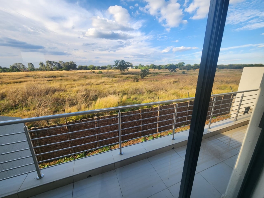 4 Bedroom Property for Sale in Zambezi Manor Lifestyle Estate Gauteng