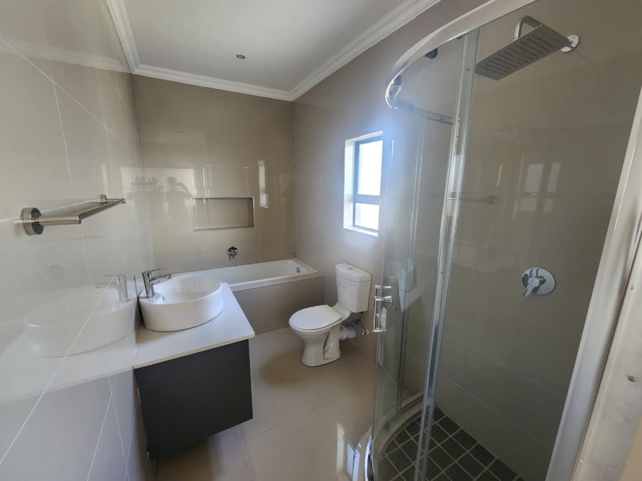 4 Bedroom Property for Sale in Zambezi Manor Lifestyle Estate Gauteng