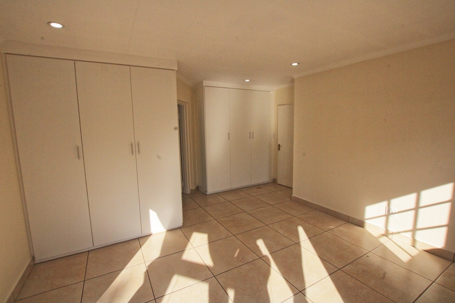 4 Bedroom Property for Sale in Sunninghill Gauteng