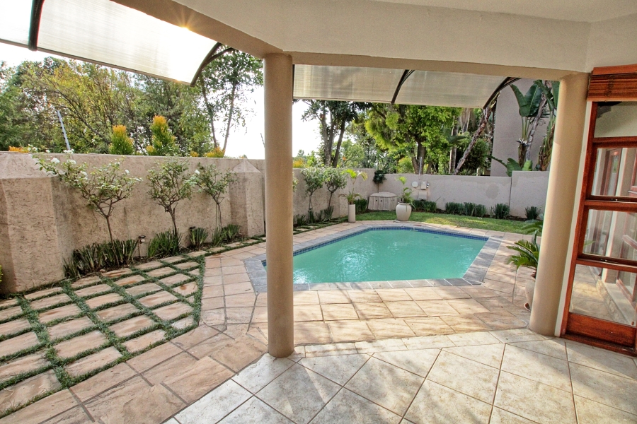 4 Bedroom Property for Sale in Sunninghill Gauteng