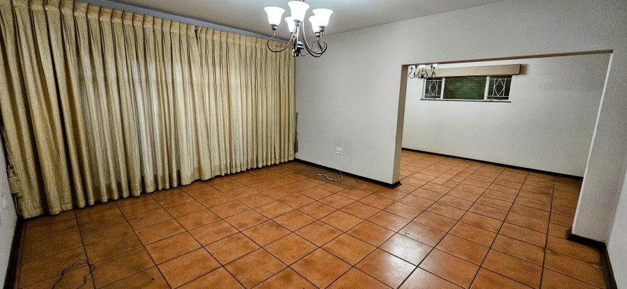3 Bedroom Property for Sale in Three Rivers Proper Gauteng