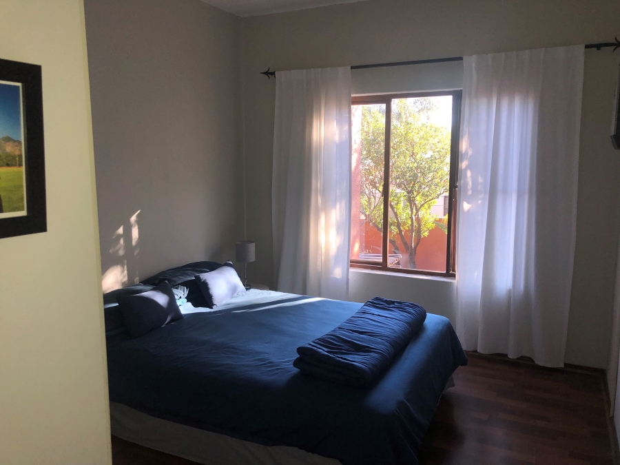2 Bedroom Property for Sale in Sunninghill Gauteng