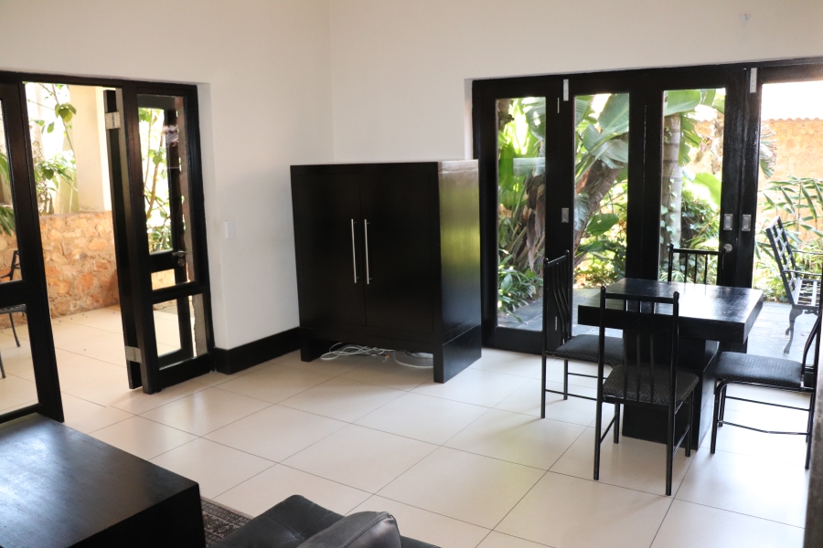To Let 1 Bedroom Property for Rent in Houghton Estate Gauteng