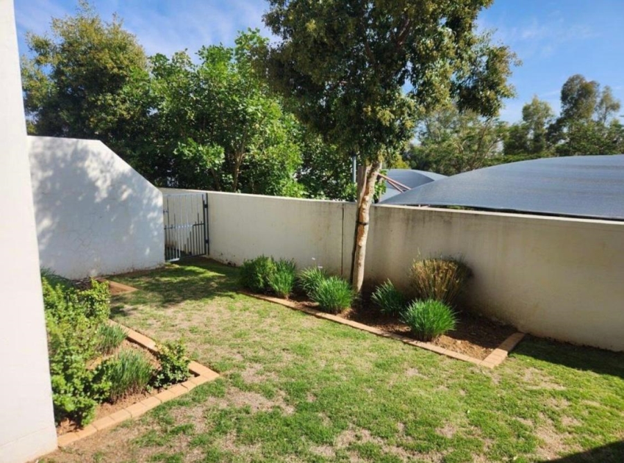 To Let 2 Bedroom Property for Rent in Eye of Africa Gauteng