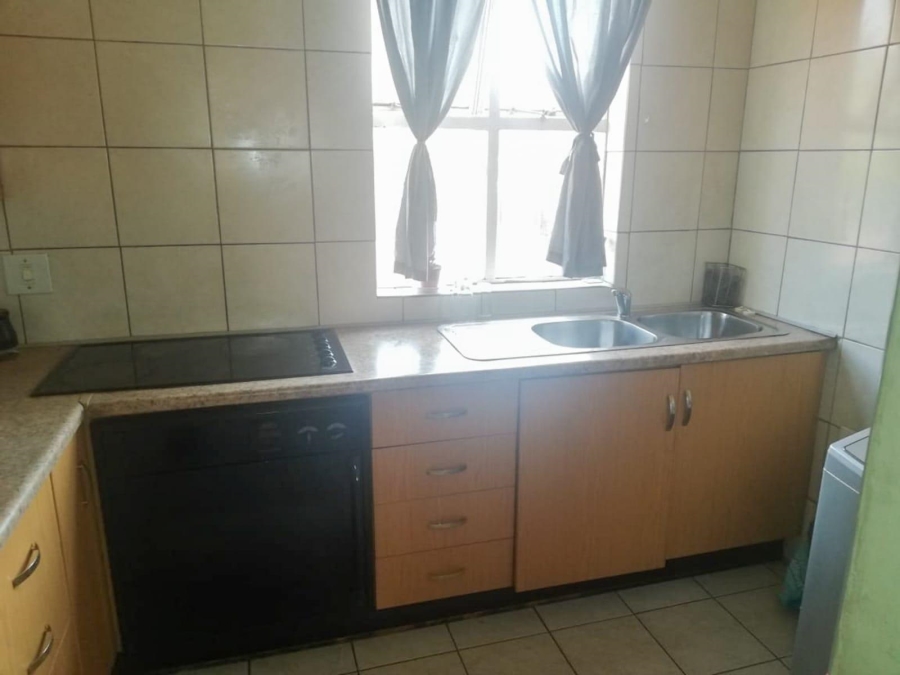 2 Bedroom Property for Sale in Pretoria Gardens Gauteng
