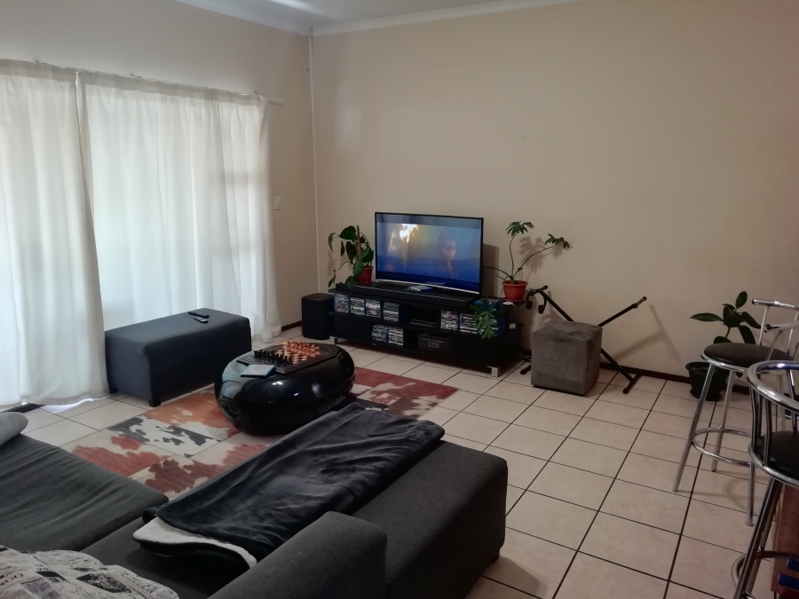 2 Bedroom Property for Sale in Lonehill Gauteng