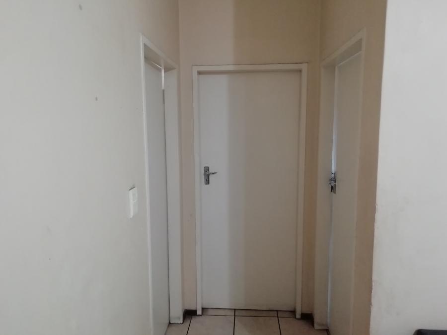 2 Bedroom Property for Sale in Lonehill Gauteng