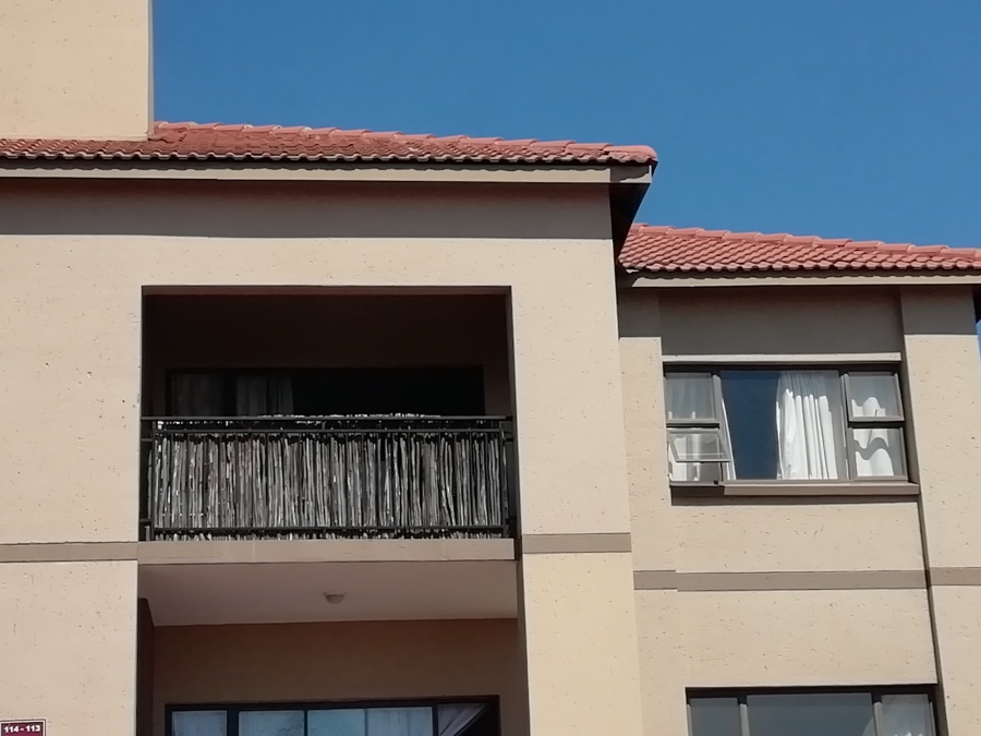 2 Bedroom Property for Sale in Lonehill Gauteng