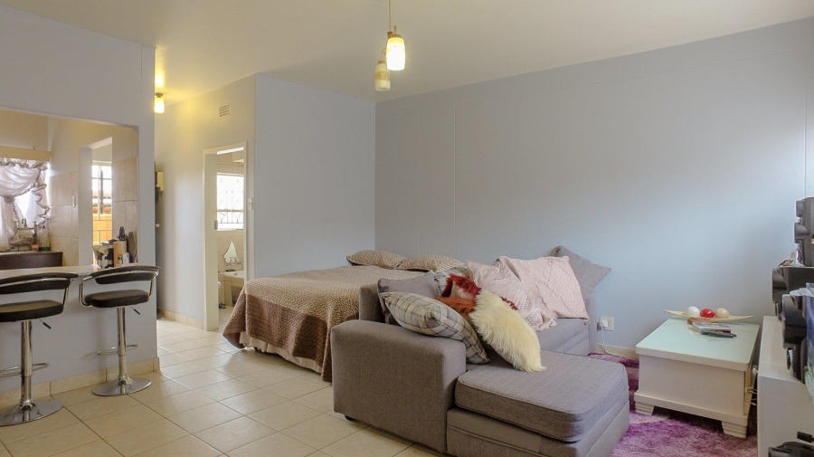 1 Bedroom Property for Sale in Haddon Gauteng