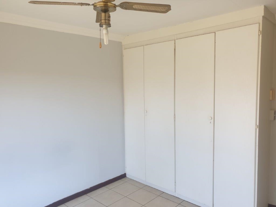 2 Bedroom Property for Sale in The Orchards Gauteng