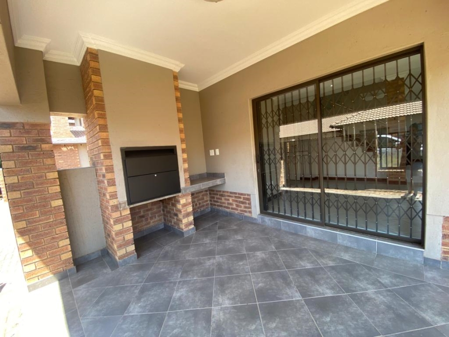 To Let 3 Bedroom Property for Rent in Annlin Gauteng