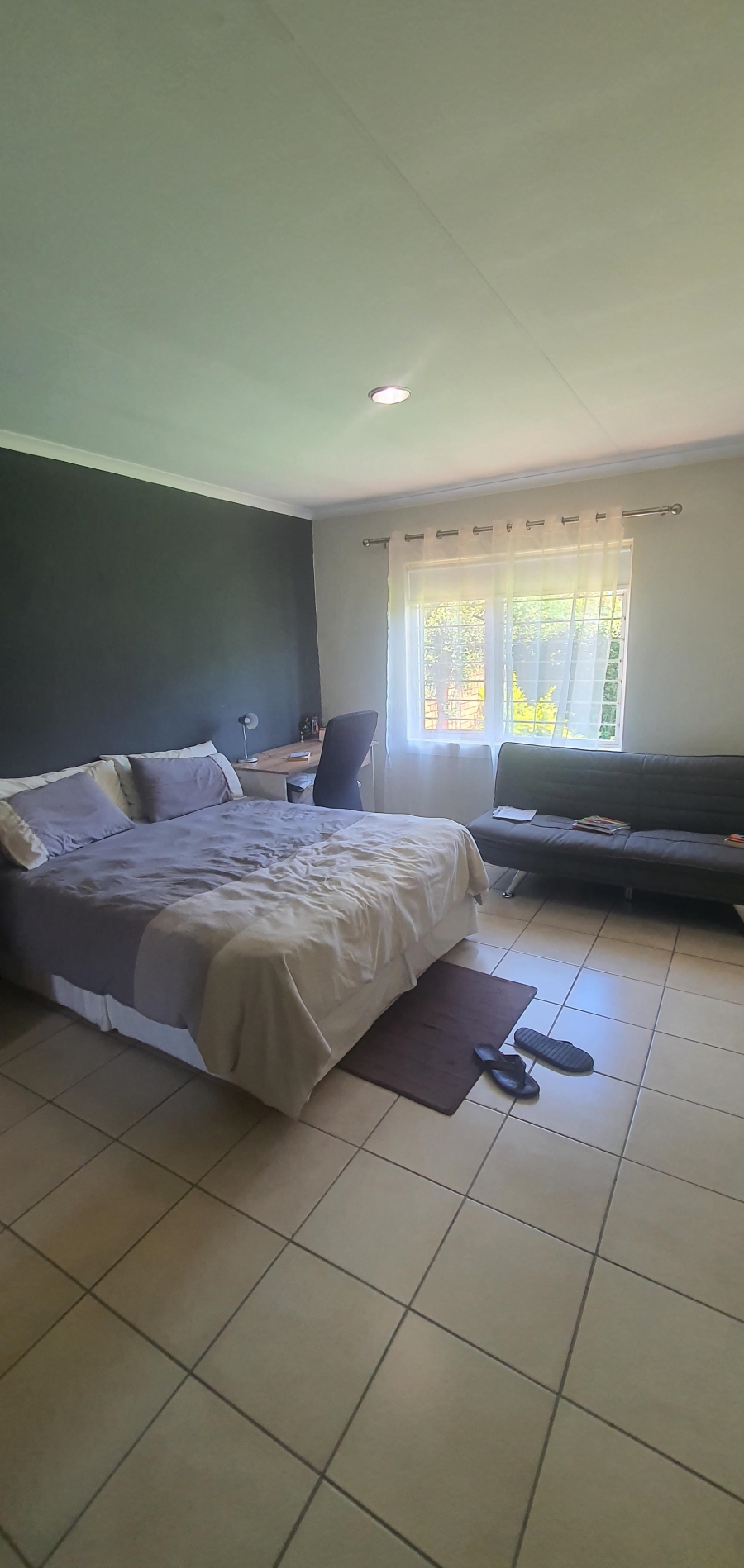 To Let 2 Bedroom Property for Rent in Die Hoewes Gauteng