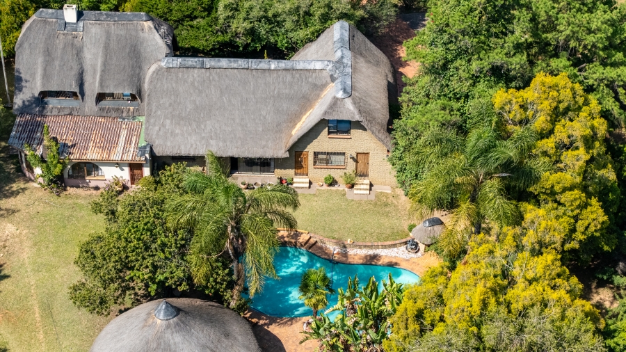 5 Bedroom Property for Sale in Chartwell Gauteng