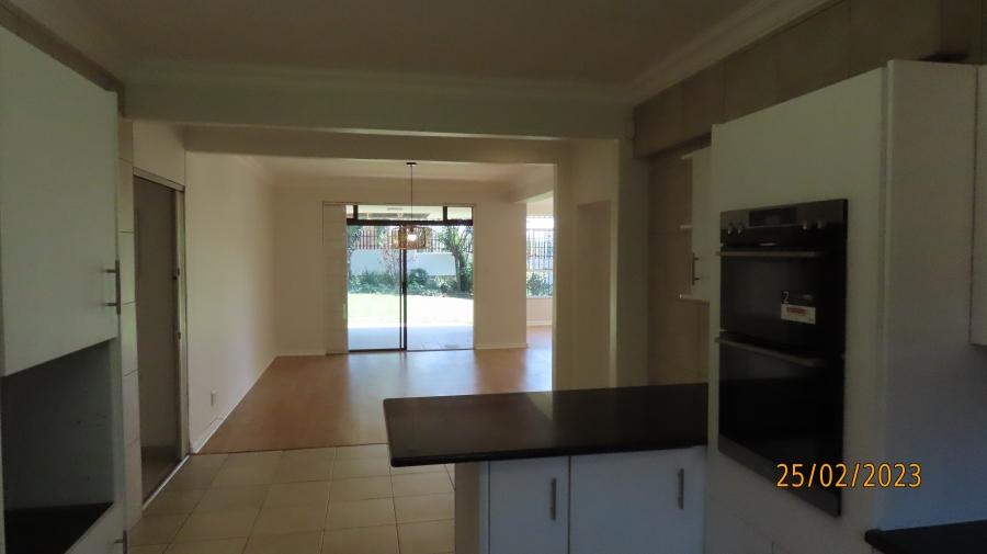 5 Bedroom Property for Sale in Paulshof Gauteng