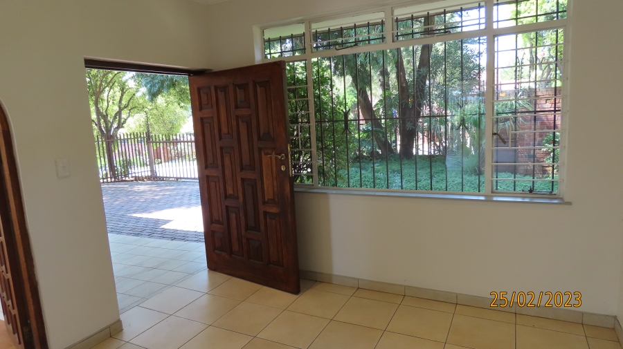 5 Bedroom Property for Sale in Paulshof Gauteng