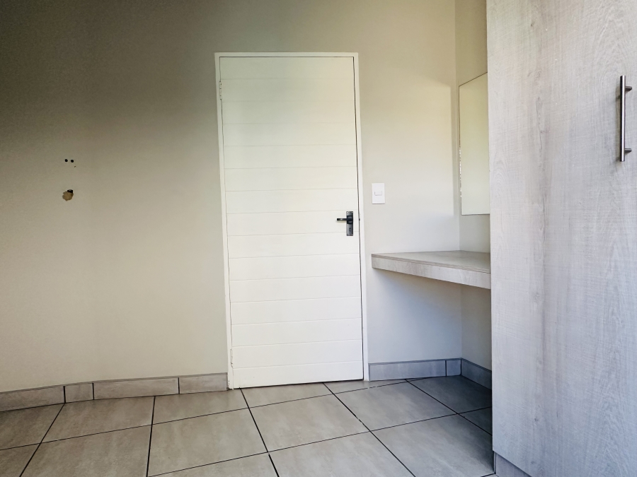 3 Bedroom Property for Sale in Glen Marais Gauteng