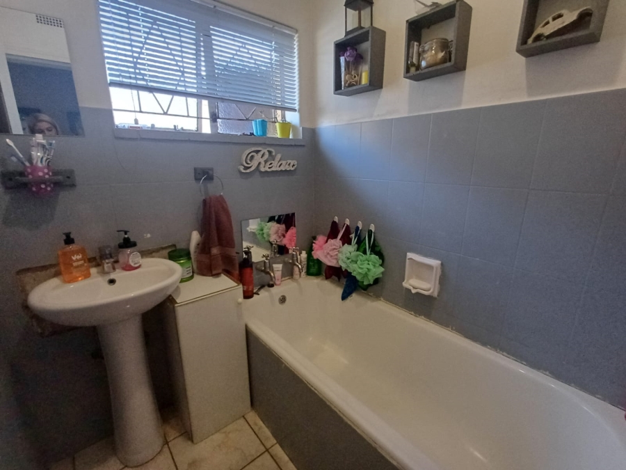 3 Bedroom Property for Sale in Vanderbijlpark CE 2 Gauteng