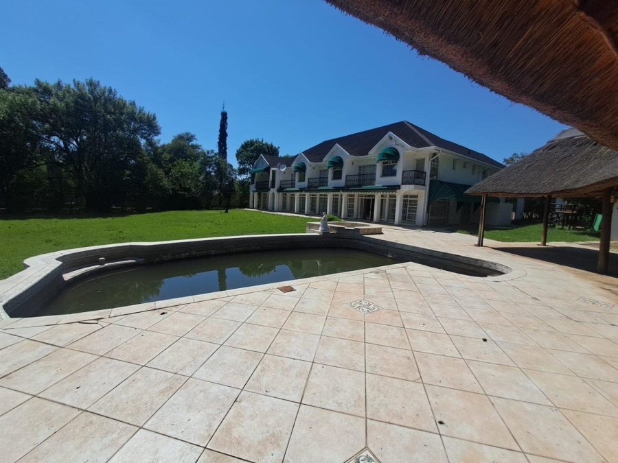 10 Bedroom Property for Sale in Windsor On Vaal Gauteng