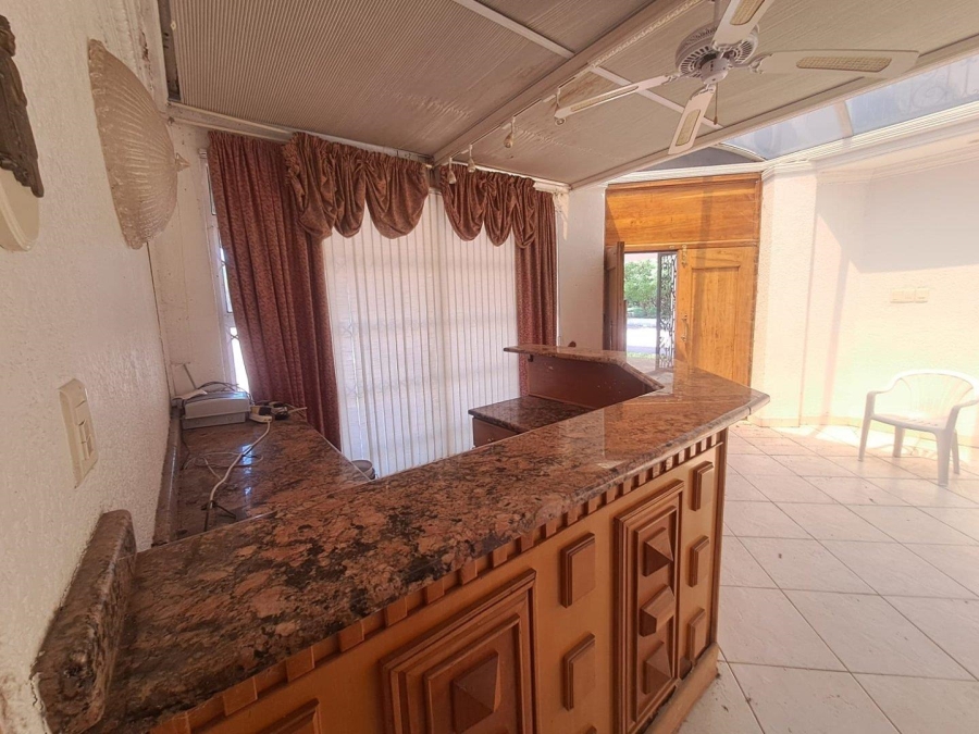 10 Bedroom Property for Sale in Windsor On Vaal Gauteng