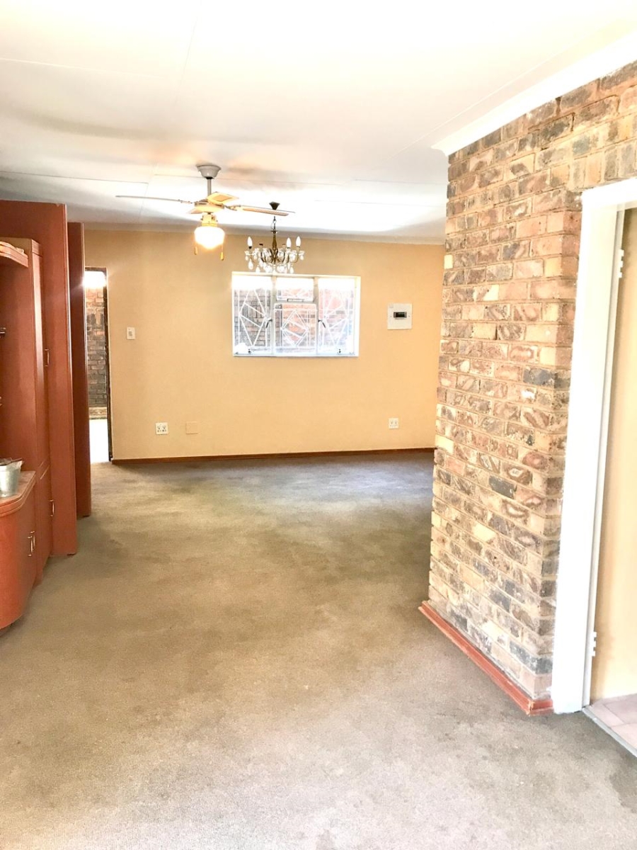 To Let 2 Bedroom Property for Rent in Ninapark Gauteng