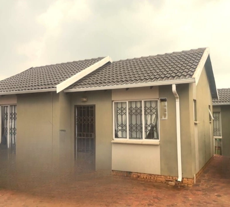 2 Bedroom Property for Sale in Savanna City Gauteng