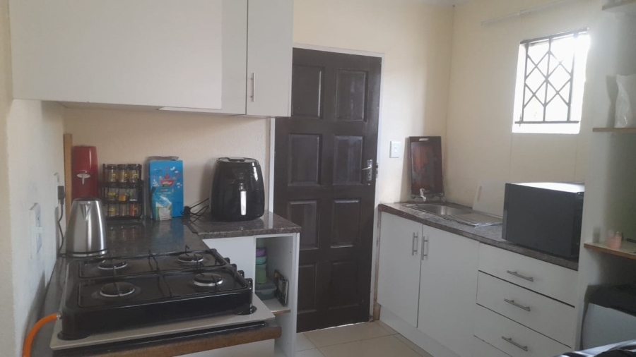 2 Bedroom Property for Sale in Savanna City Gauteng