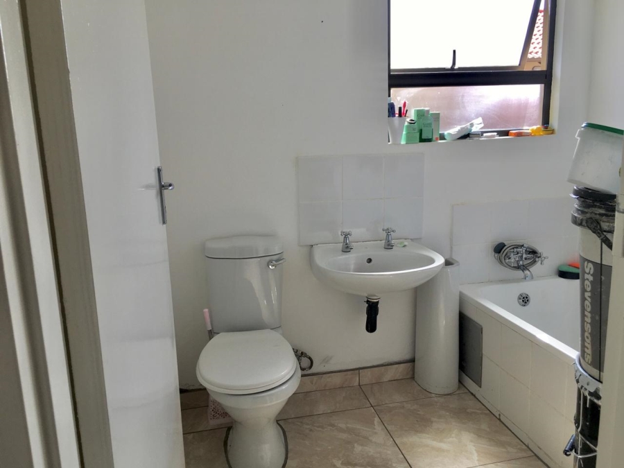 2 Bedroom Property for Sale in Savanna City Gauteng