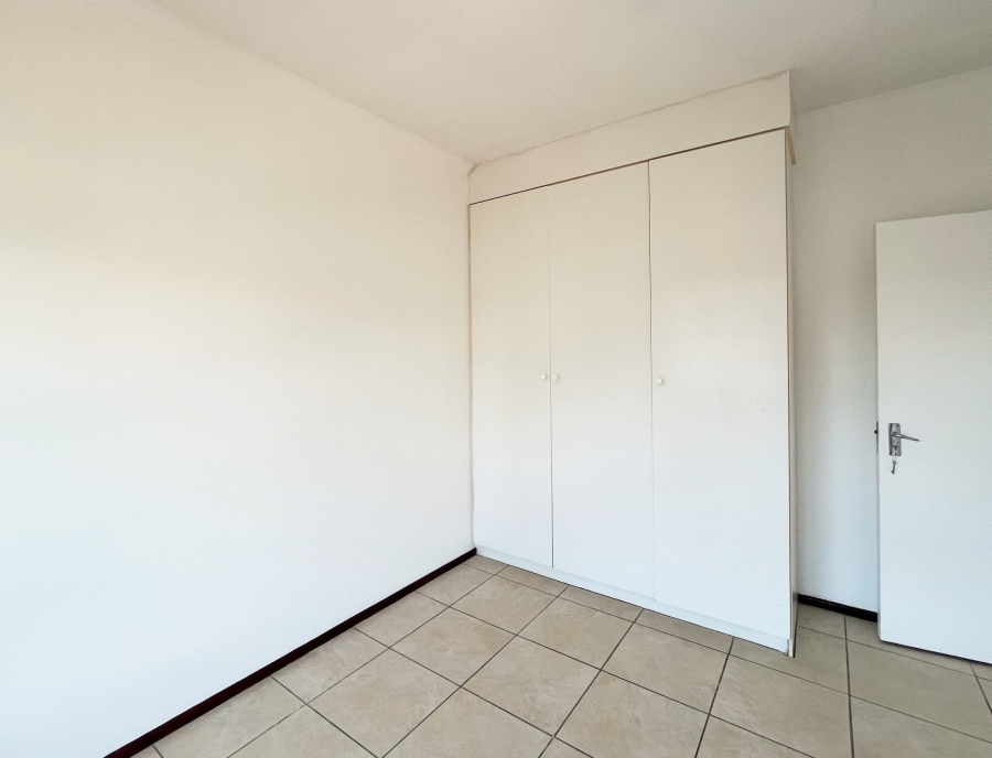 To Let 2 Bedroom Property for Rent in Cheltondale Gauteng