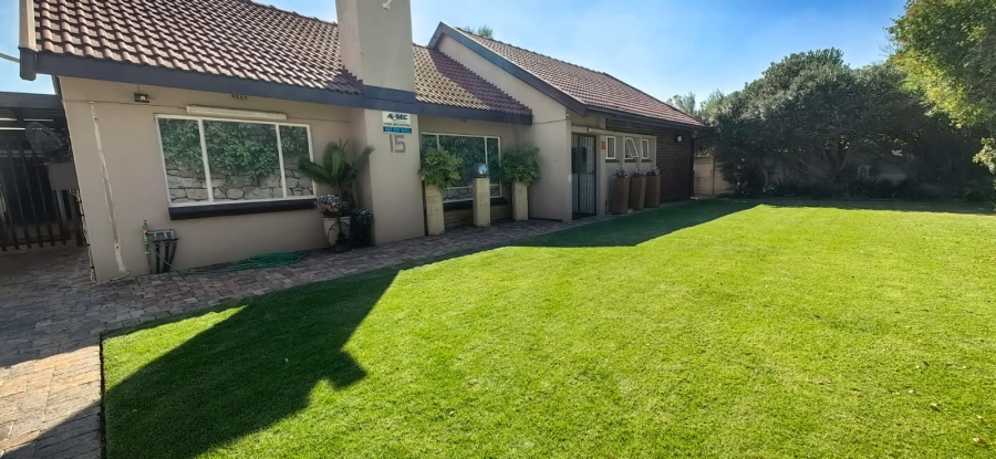 4 Bedroom Property for Sale in Vanderbijlpark SW 1 Gauteng