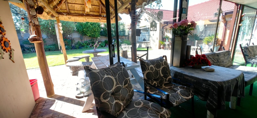 4 Bedroom Property for Sale in Vanderbijlpark SW 1 Gauteng