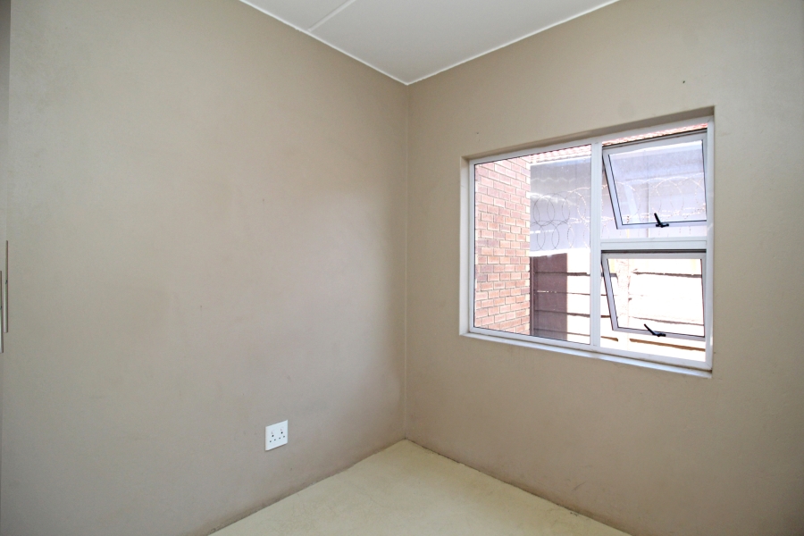 1 Bedroom Property for Sale in Kempton Park Central Gauteng