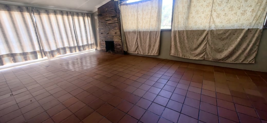 4 Bedroom Property for Sale in Vanderbijlpark SW 1 Gauteng