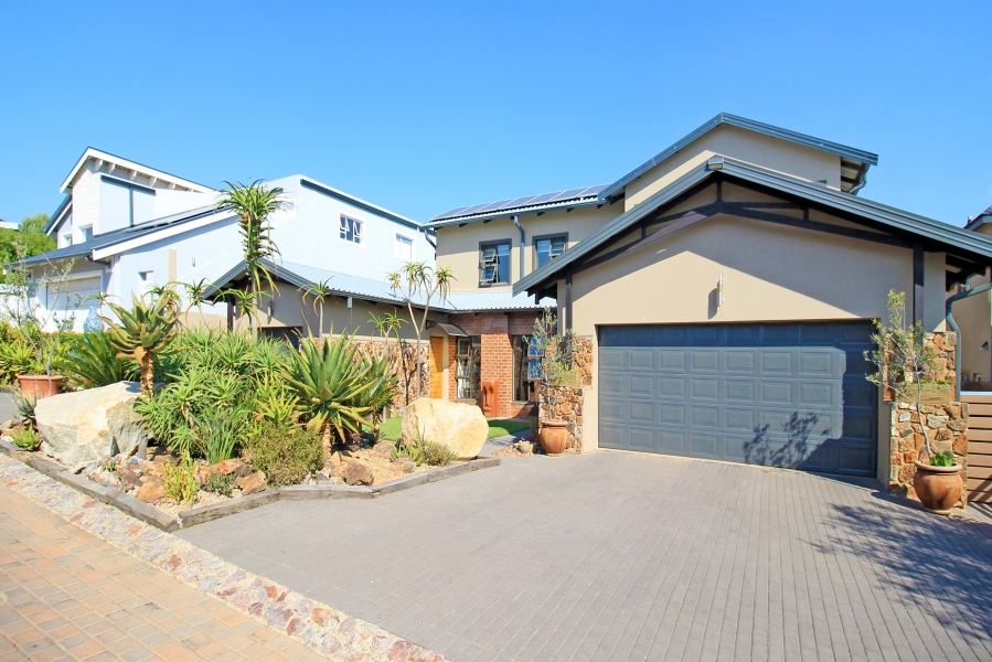 4 Bedroom Property for Sale in Waterfall Country Estate Gauteng