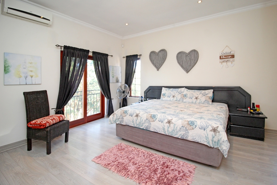 4 Bedroom Property for Sale in Broadacres Gauteng