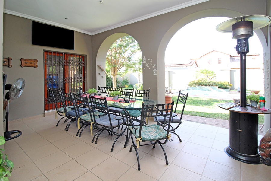 4 Bedroom Property for Sale in Broadacres Gauteng