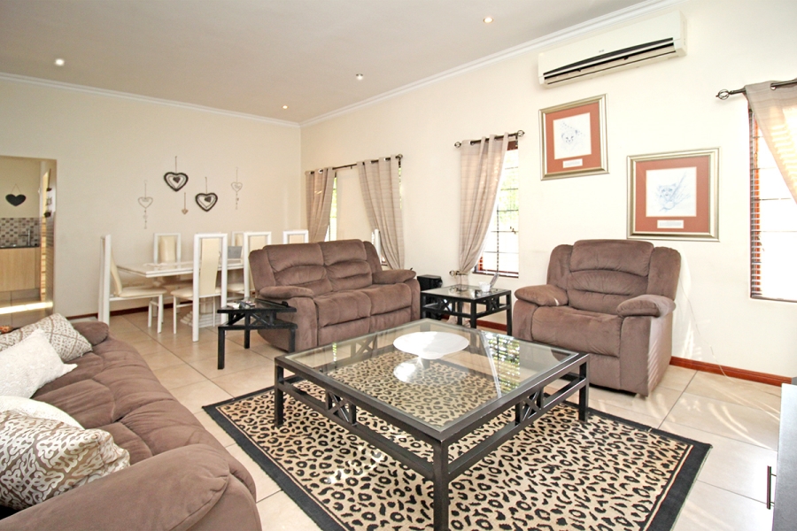 4 Bedroom Property for Sale in Broadacres Gauteng