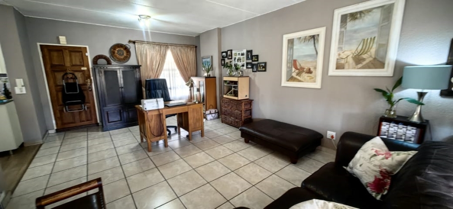 2 Bedroom Property for Sale in Vanderbijlpark SE 2 Gauteng