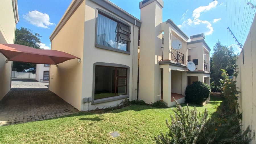 2 Bedroom Property for Sale in Ferndale Gauteng