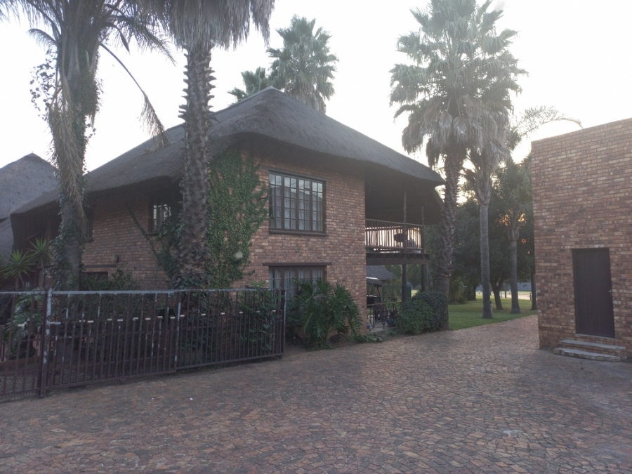 7 Bedroom Property for Sale in Benoni North Gauteng