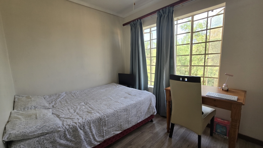 2 Bedroom Property for Sale in The Wilds Gauteng