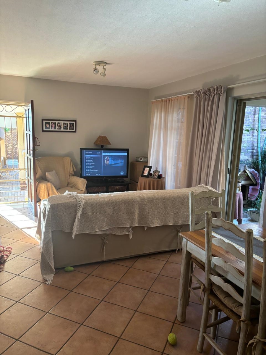 2 Bedroom Property for Sale in Boardwalk Villas Gauteng