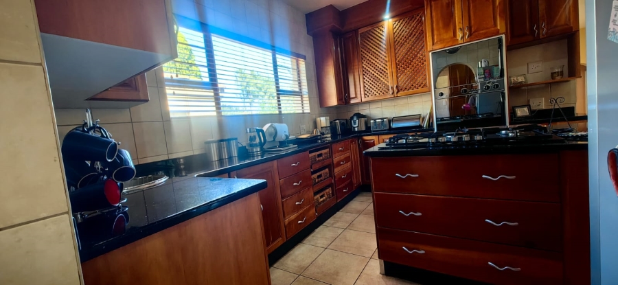 5 Bedroom Property for Sale in Vanderbijlpark SE 4 Gauteng