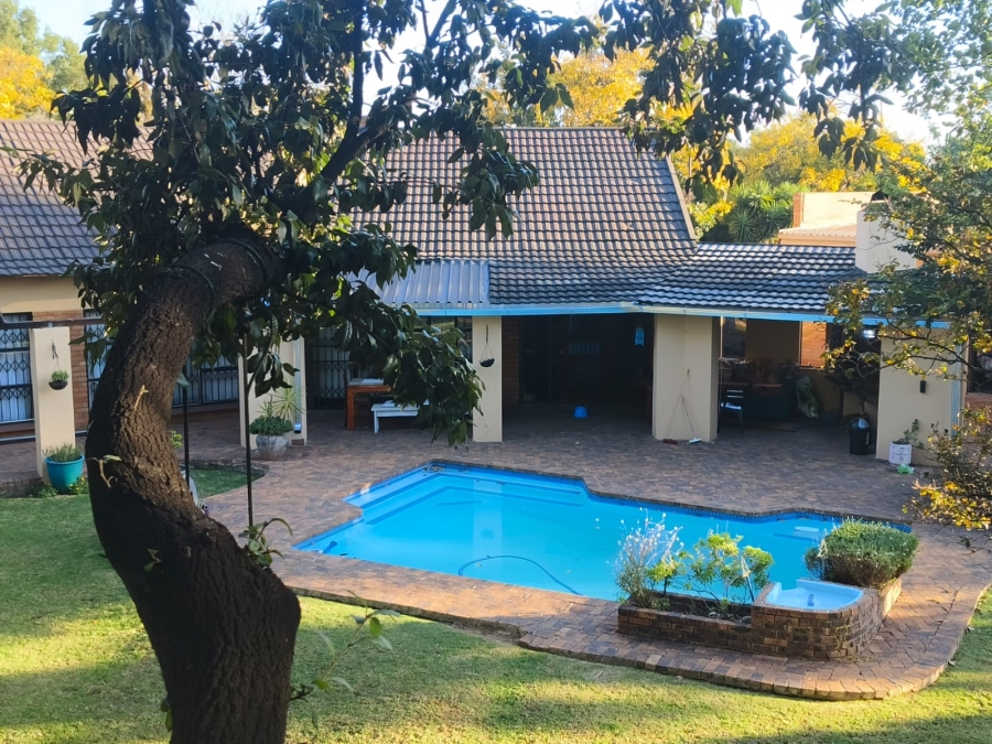 3 Bedroom Property for Sale in Vanderbijlpark SE 2 Gauteng