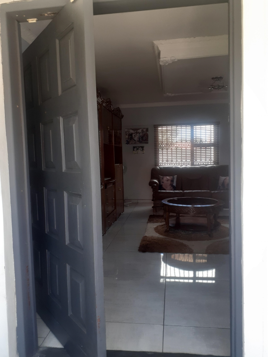 3 Bedroom Property for Sale in Geluksdal Gauteng