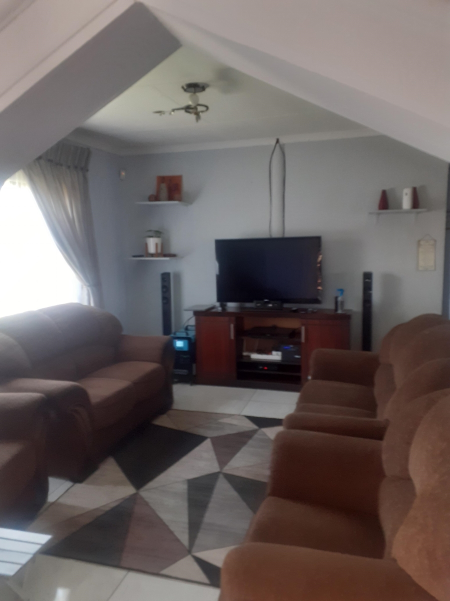 3 Bedroom Property for Sale in Geluksdal Gauteng