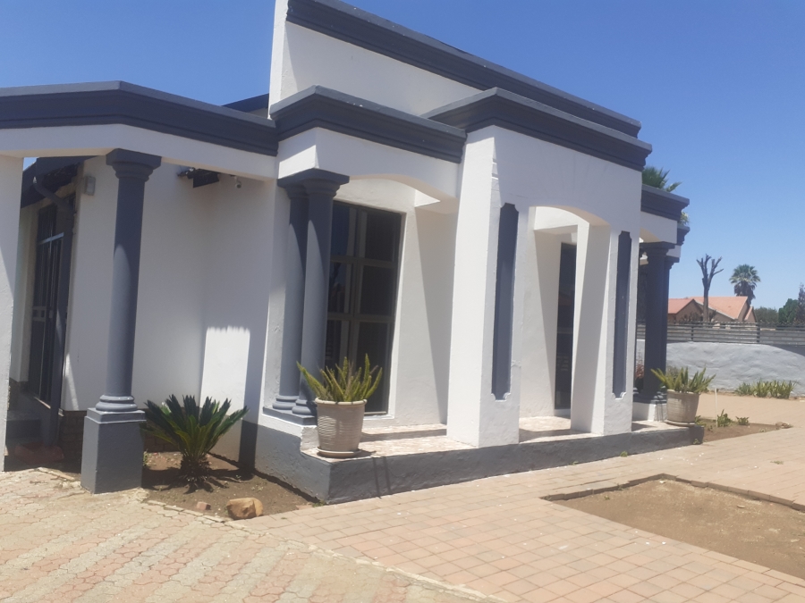 3 Bedroom Property for Sale in Geluksdal Gauteng