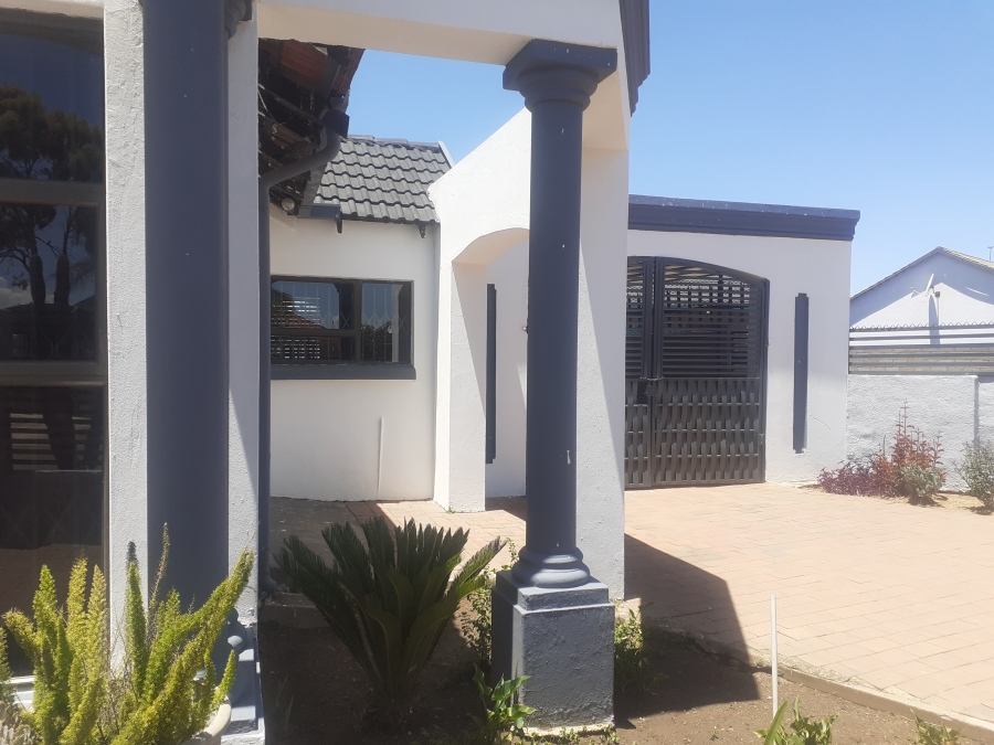 3 Bedroom Property for Sale in Geluksdal Gauteng