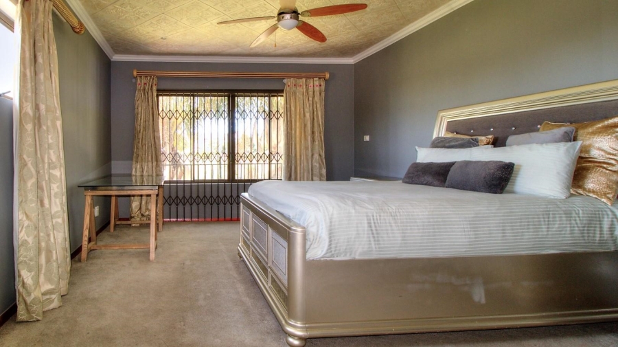 5 Bedroom Property for Sale in North Riding AH Gauteng